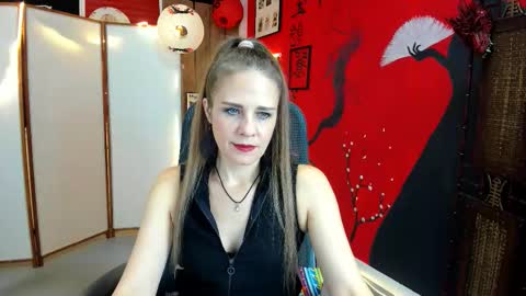 Snapshot of emiliabedy chatting on October 16, 9:23 am Emilia Bedy online show from October 16, 9:23 am