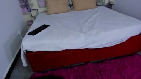Emilly online show from June 19, 9:24 am