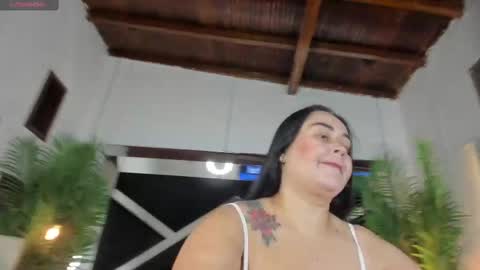 Snapshot of emily18__ chatting on February 25, 11:10 am Emily online show from February 25, 11:10 am
