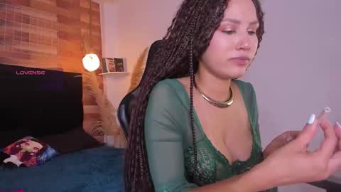 emily_brown04 online show from October 18, 2:09 pm