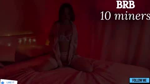 EMILY online show from November 26, 4:57 am