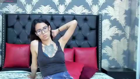 Emily online show from July 11, 10:54 pm