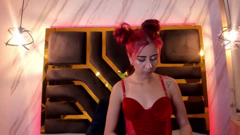 Snapshot of emily_morgan04 chatting on March 5, 11:49 am online show from March 5, 11:49 am