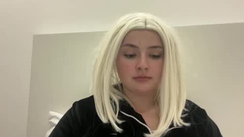 emily_morning_dew online show from February 14, 4:20 pm