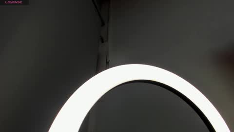 Snapshot of emily_sander_ chatting on October 30, 4:08 pm emily_sander_ online show from October 30, 4:08 pm