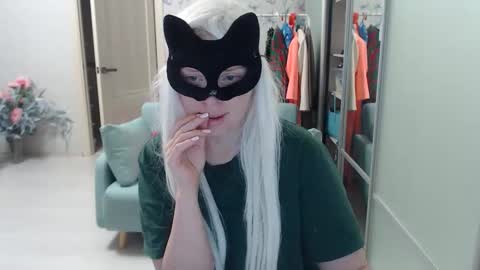 Emily online show from February 6, 5:16 pm