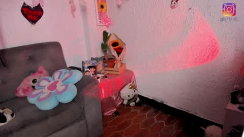 Emily online show from March 29, 8:46 am