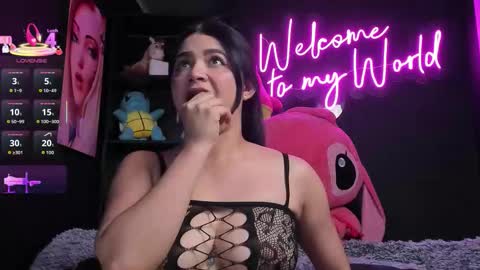 Emily Jhonson online show from September 14, 1:31 pm