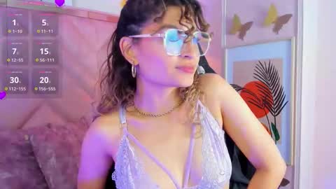 Emilyjonnes  online show from February 27, 8:52 pm