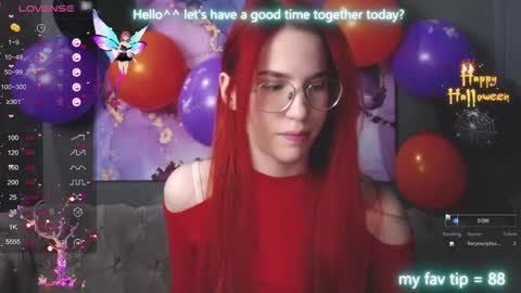 Snapshot of emilykents chatting on October 16, 2:25 am EmilyKents online show from October 16, 2:25 am
