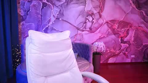  MY NAME IS Emily WELCOME EVERYONE I WILL BE HAPPY TO GIVE YOU WHAT YOU HAVE DREAMED OF FOR SO LONG online show from October 18, 1:25 pm