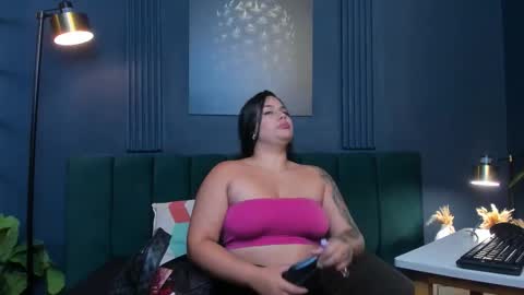 Emily Thyson online show from September 18, 12:26 pm