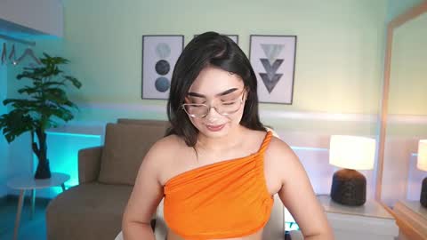 Emily Turner  online show from December 16, 7:20 pm