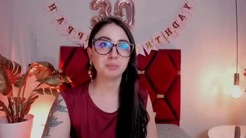 Emilyy Watson online show from May 22, 1:03 am