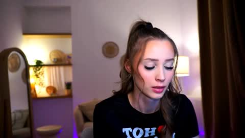 Your Emma online show from January 12, 2:14 am