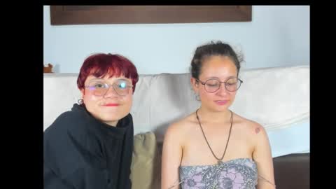 Emma online show from September 28, 9:09 pm