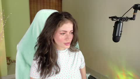 Emma online show from January 27, 2:57 pm