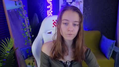 emma_chaser online show from January 9, 1:43 am