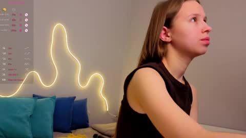 Emma online show from June 4, 1:33 am