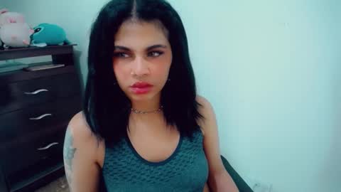 emma online show from November 28, 10:57 pm