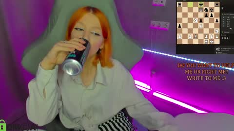 Emma online show from May 30, 1:14 am