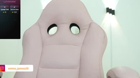 emma_jamess online show from March 30, 4:34 am