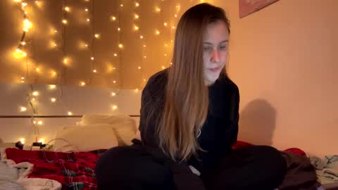emma_just online show from March 3, 7:59 am