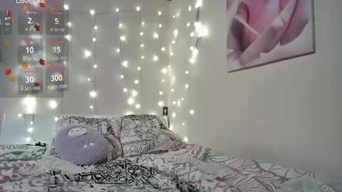 emma_just online show from November 14, 6:08 pm