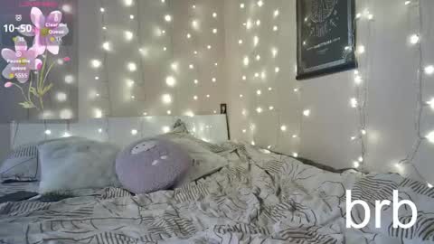 emma_just online show from March 19, 8:51 am