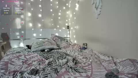 emma_just online show from September 11, 5:24 pm