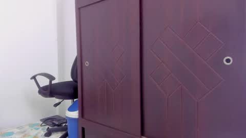 whises lits        online show from October 28, 2:45 pm