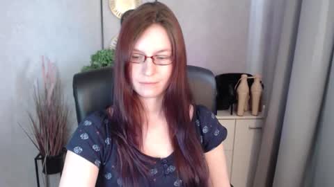 emma online show from March 12, 3:04 pm