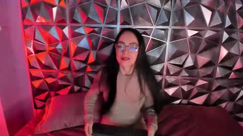 Emma  online show from November 8, 1:16 pm