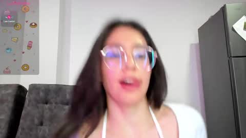 Emma online show from February 12, 4:54 am