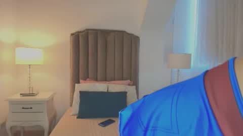 Ema online show from December 19, 12:30 pm