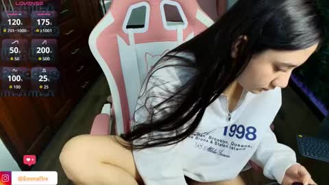 emma online show from September 12, 12:01 pm