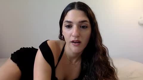 Emma online show from December 12, 5:26 pm