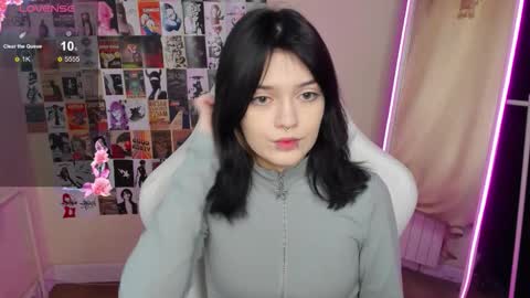 Emma online show from November 24, 9:44 am