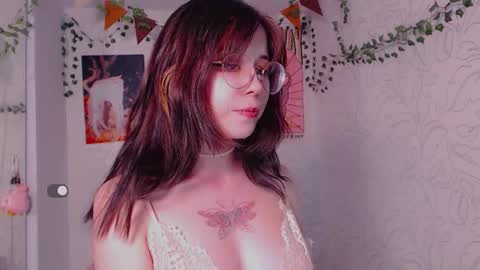 Emma online show from October 6, 10:43 am