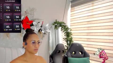  Emma Ferrary  online show from December 18, 7:07 pm