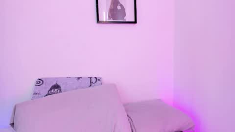 emmajohanson online show from February 17, 8:52 pm