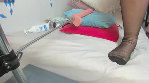 Emma online show from October 6, 7:58 am