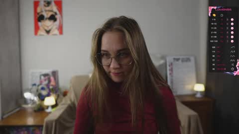 Mia online show from April 18, 6:21 pm