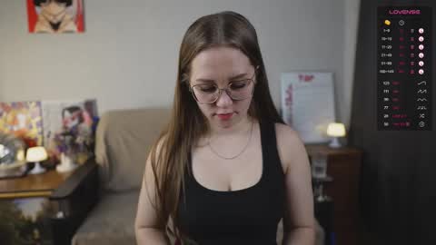 Mia online show from November 4, 3:17 pm