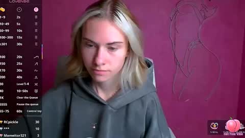 Snapshot of emmi_rossum chatting on September 27, 6:09 am Emmi online show from September 27, 6:09 am