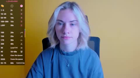 Snapshot of emmi_rossum chatting on September 29, 5:12 am Emmi online show from September 29, 5:12 am