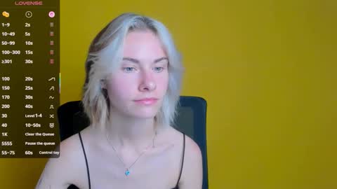 Snapshot of emmi_rossum chatting on September 19, 11:31 am Emmi online show from September 19, 11:31 am
