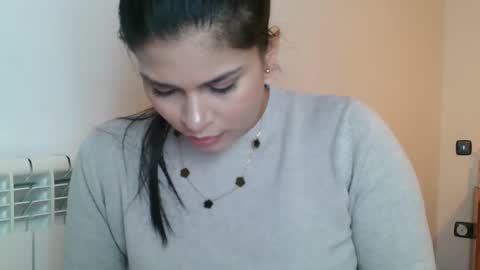 emmie online show from September 22, 7:40 am