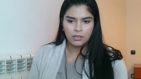 emmie online show from November 28, 10:18 am