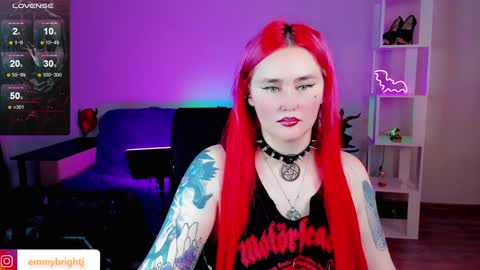 Snapshot of emmybrightj_ chatting on January 17, 12:31 am Emmy Bright 50 online show from January 17, 12:31 am